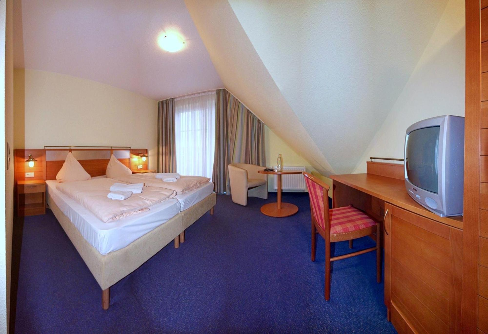 Hotel Haus Weida Breege Exterior foto